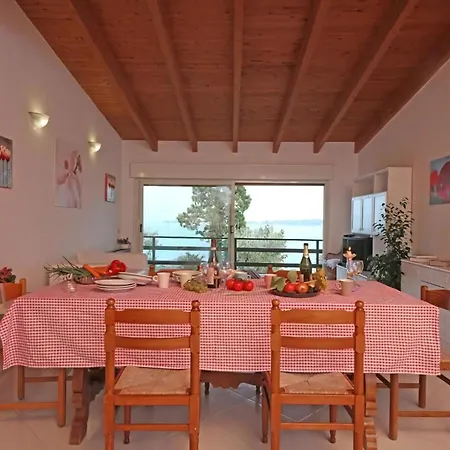In Villaggio Sanghen Mit Garten, Terrasse Und Gemeinsamem Pool * Manerba del Garda