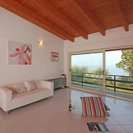 Appartement In Villaggio Sanghen Mit Garten, Terrasse Und Gemeinsamem Pool *