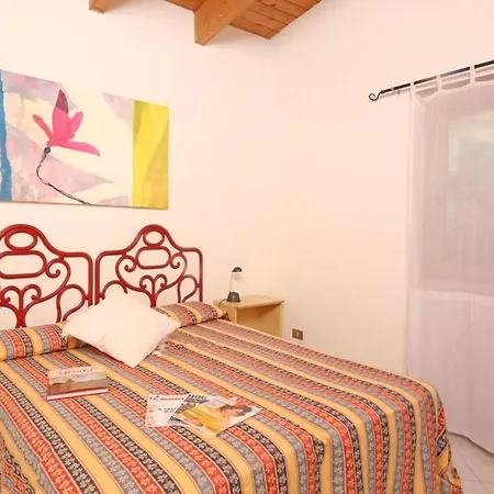 In Villaggio Sanghen Mit Garten, Terrasse Und Gemeinsamem Pool Apartment Manerba del Garda