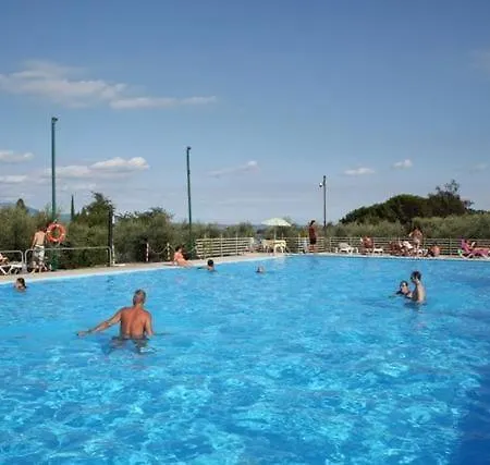 In Villaggio Sanghen Mit Garten, Terrasse Und Gemeinsamem Pool Manerba del Garda